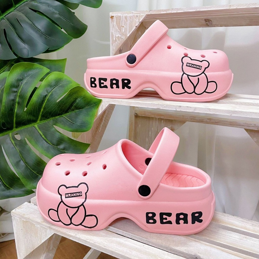 HK รองเท้าหัวโต รองเท้าแตะแบบสวม เสริมส้นสูง ลายหมี BEAR มีสายรัดส้น สำหรับสตรี พร้อมส่ง
