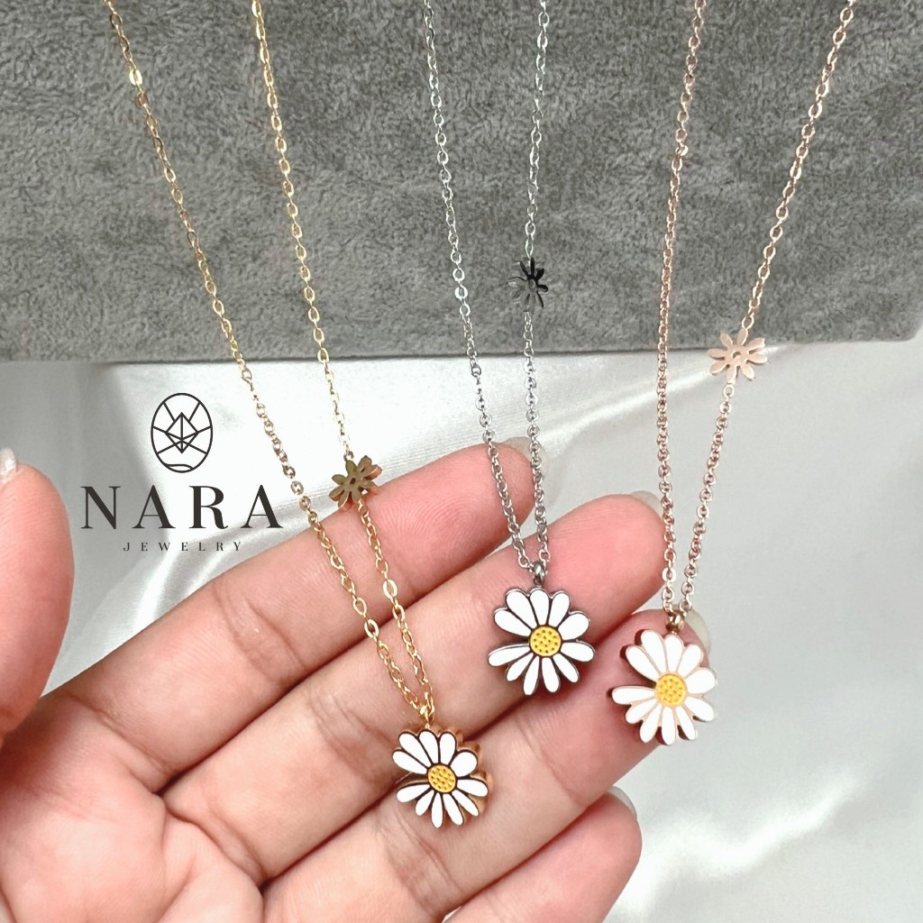 (Nara Jewelry) สร้อยคอ 8 สร้อยคอ ดอกเดซี่ใหญ่ขาว Daisy shany necklace. ( งานสแตนเลส 18K โดนน้ำหอมได้  ไม่ลอก ไม่ดำ)