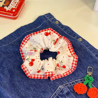 cherry bomb scrunchies | ยางมัดผม ยางรัดผม ลายเชอร์รี่ ยีนส์ |muanjia.studio