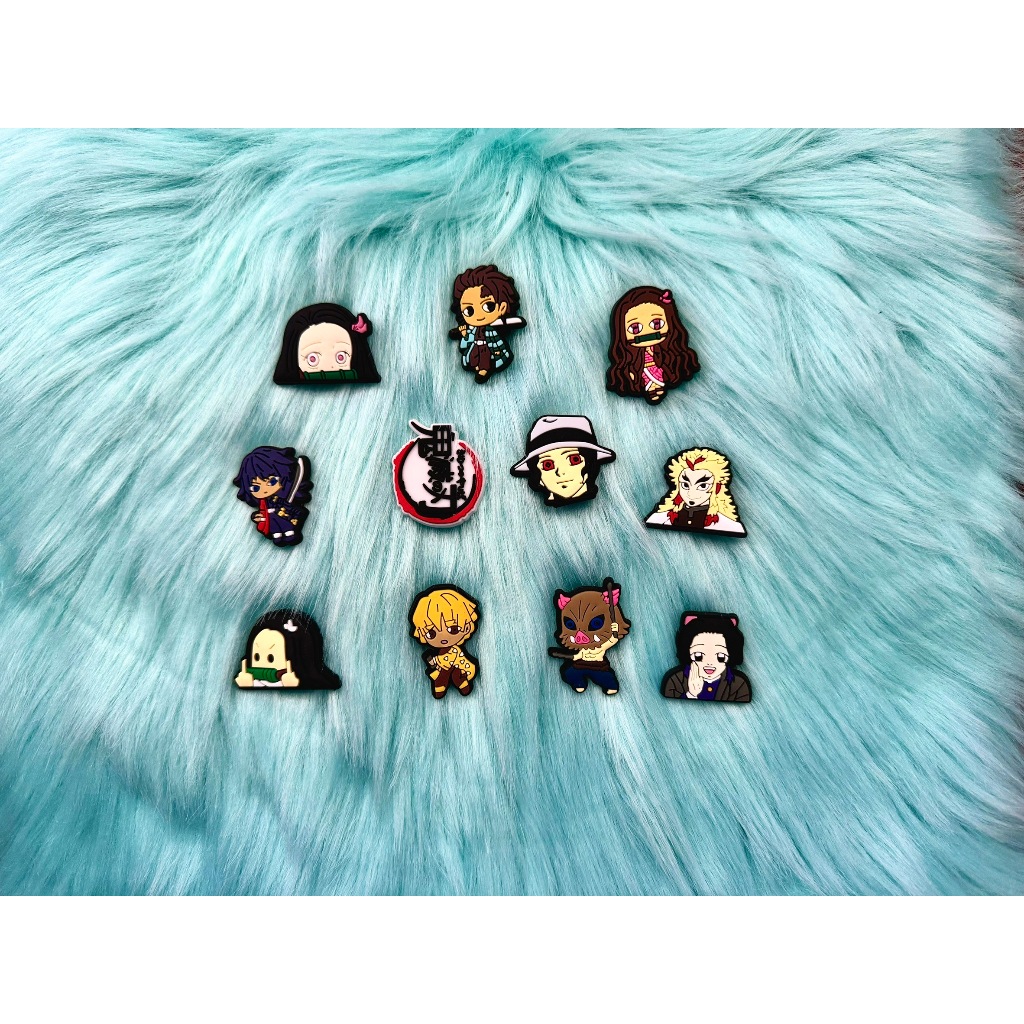 ตัวติดรองเท้า Jibbitz อุปร์กรณ์เสริม ติดรองเท้า ลาย การ์ตูน Crocs pin พร้อมหมุด หัวเข็มขัดยึด พร้อมติดทันที 1ชุด 11 ชิ้น