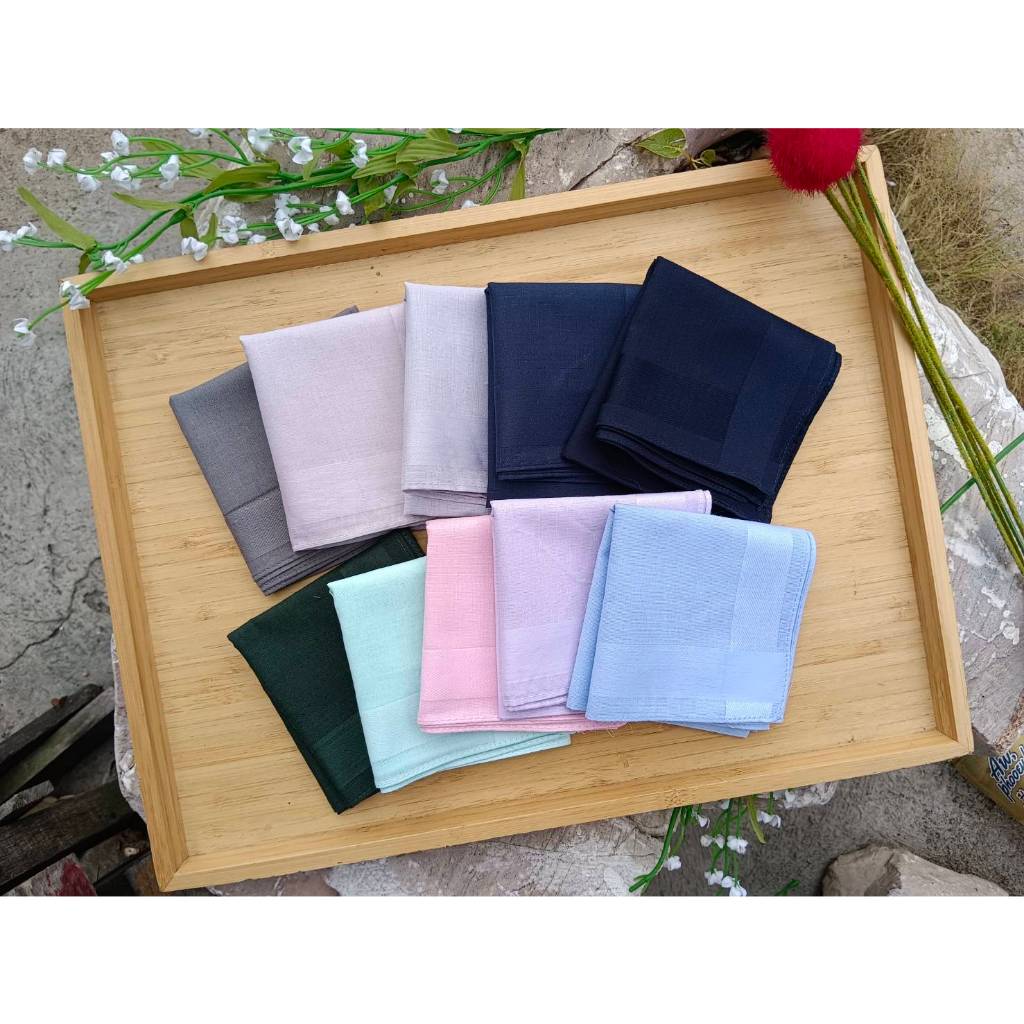 ผ้าเช็ดหน้าปักชื่อ สีพิ้น สามารถปักชื่่อได้