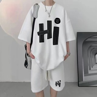 พร้อมส่ง ไซส์ ใหญ่ชุดสูทผู้ชาย (เสื้อยืดคอกลม+กางเกงขาสั้น) พิมพ์ลาย ขนาดมาตรฐาน