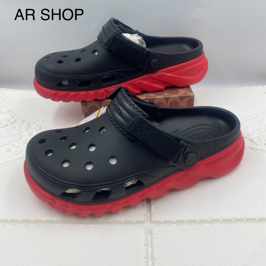 รองเท้าแบบสวม Crocs สำหรับผู้ชายรุน duet max ll มาใหม่งานสวยมาก