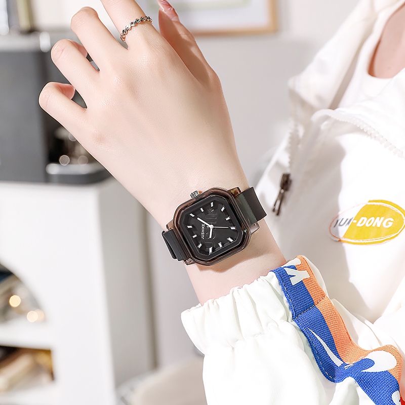 INS HOT นาฬิกาแฟชั่น ซิลิโคน โปร่งใส สี่เหลี่ยม สไตล์เรียบง่าย ชายและหญิง ของขวัญสำหรับคู่รัก