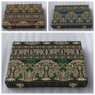 กล่องใส่พระกันกลิ้งกล่องรองฟองนำ้สูงขนาด20*29*4เซน กล่องใส่พระ ใส่เหรียญ งานไม้MDF sหุ้มหนังแบบต่างๆ