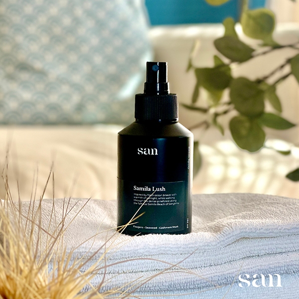 SAN Room Spray น้ำหอมปรับอากาศในห้อง กลิ่น Samila Lush ขนาด 100 ml. - รูปที่ 2