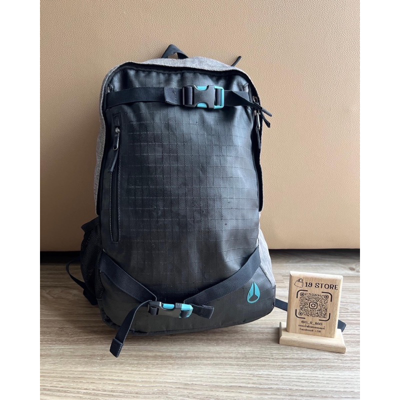 nixonกระเป๋าเป้ใบใหญ่