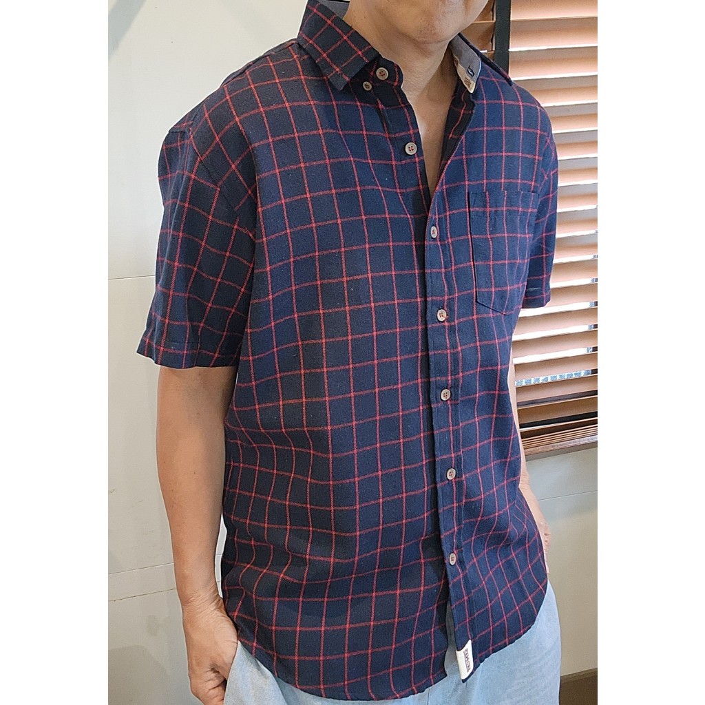 เสื้อเชิ้ตแขนสั้น คอปก ผ้า Cotton ฟอกนุ่ม ลายตาราง สีกรมแดง มีไซส์ S-4XL