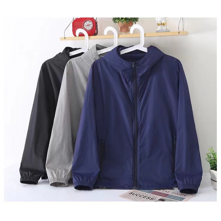 UPF50+ ฤดูร้อนกลางแจ้งป้องกันรังสี UVเสื้อกันแดด ผู้ชายผู้หญิงการเคลื่อนไหวระบายอากาศกันแดดแจ็คเก็ต
