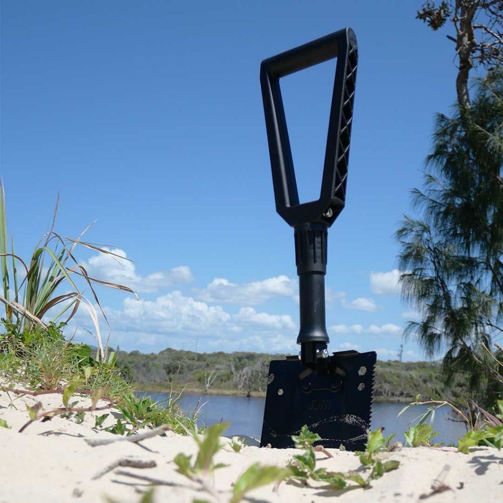 TJM Folding Shovel พลั่วพกพา