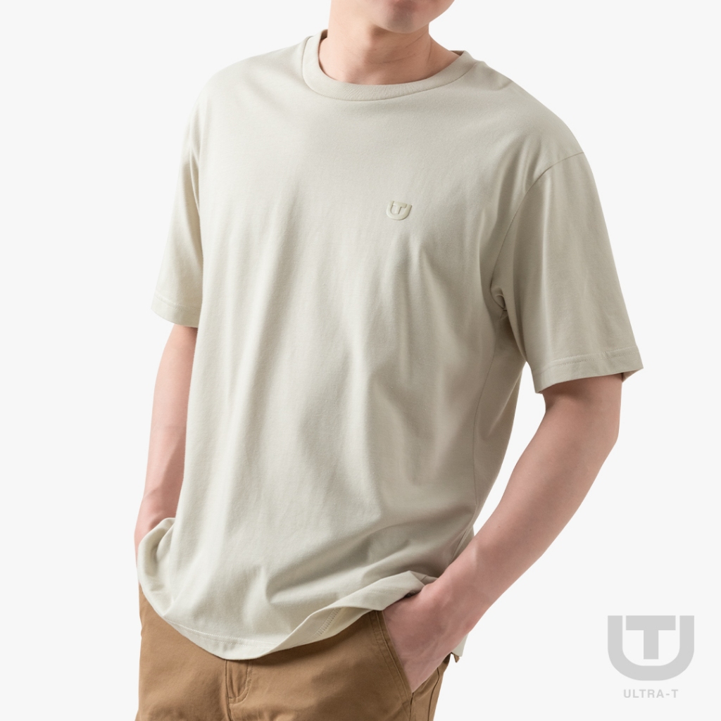 DOSH-UT MEN'S OVERSIZED BASIC T-SHIRTS เสื้อยืดคอกลมสีพื้น 2สี (ครีม-ขาว) UTMT5013 (S-2XL) - รูปที่ 2