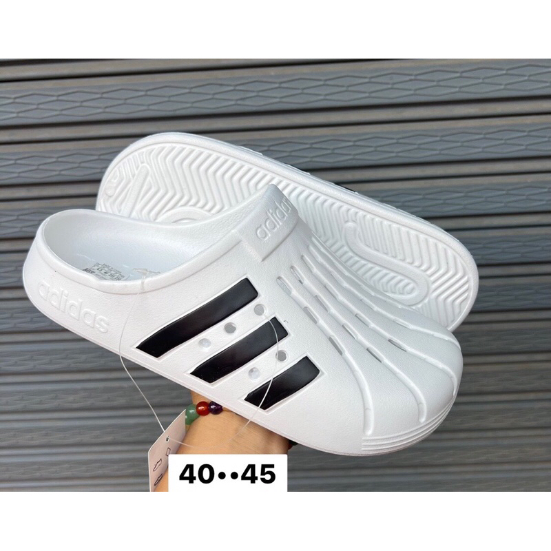 รองเท้าแตะอดิดาส Adilete clogs สินค้ามาใหม่มีไซร้36…45 มีสินค้าพร้อมส่งทุกวัน