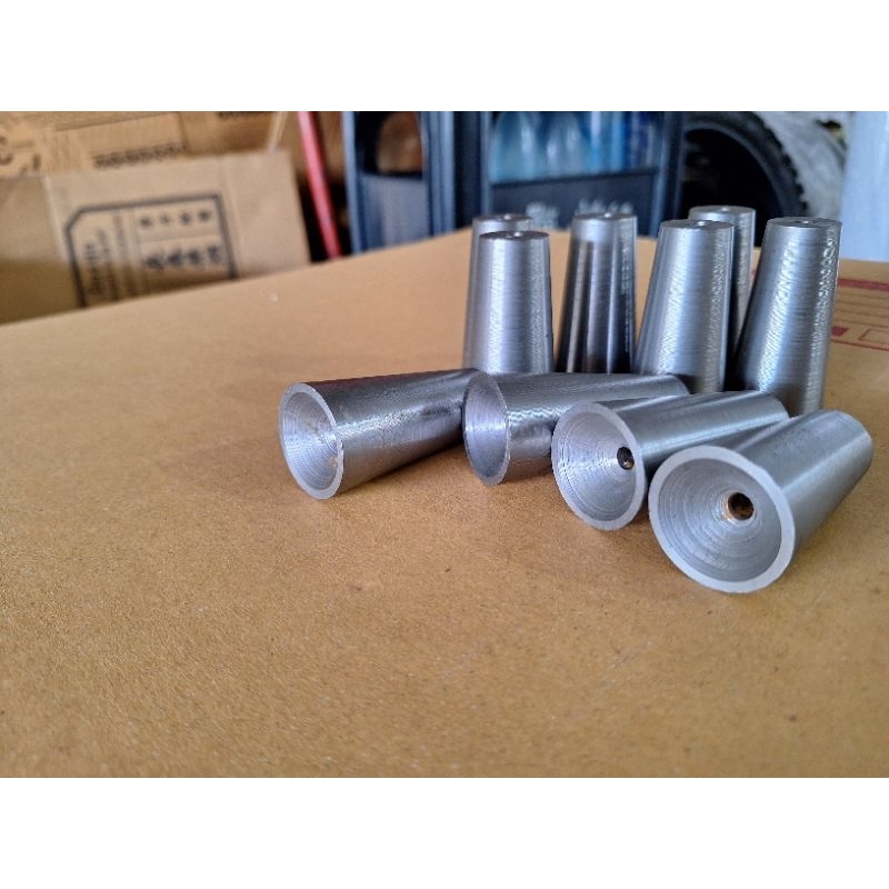 หัวพ่นทราย รู 6 มิล – 12 มิล( ได้จำนวน 1 ชิ้น  )  ( ได้เฉพาะหัวพ่นทรายไม่รวมด้ามพ่น) ใช้กับด้ามพ่นตามรูป