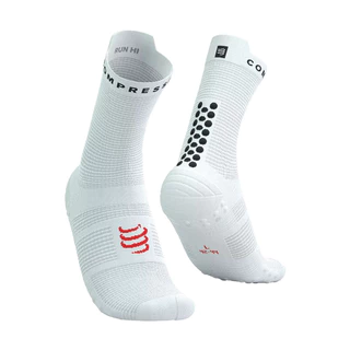 COMPRESSPORT ถุงเท้าวิ่ง Pro Racing Socks v4.0 Run High ยาวครึ่งแข้ง ไร้ตะเข็บ แห้งไว สีใหม่