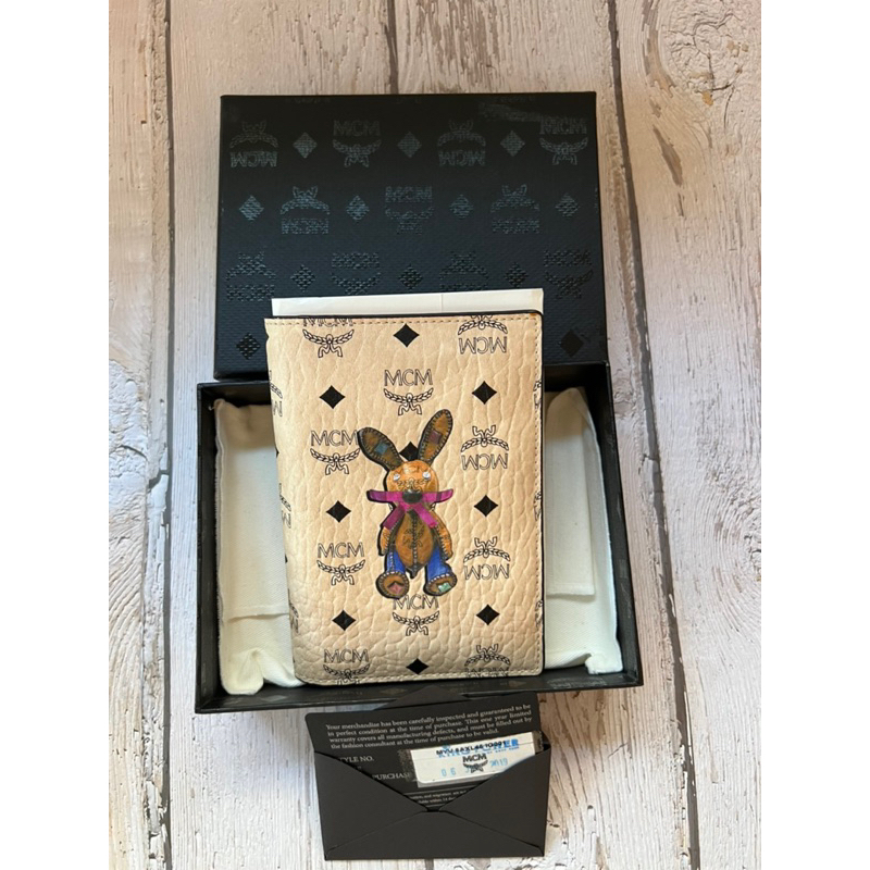 Mcm passport case Rabbit