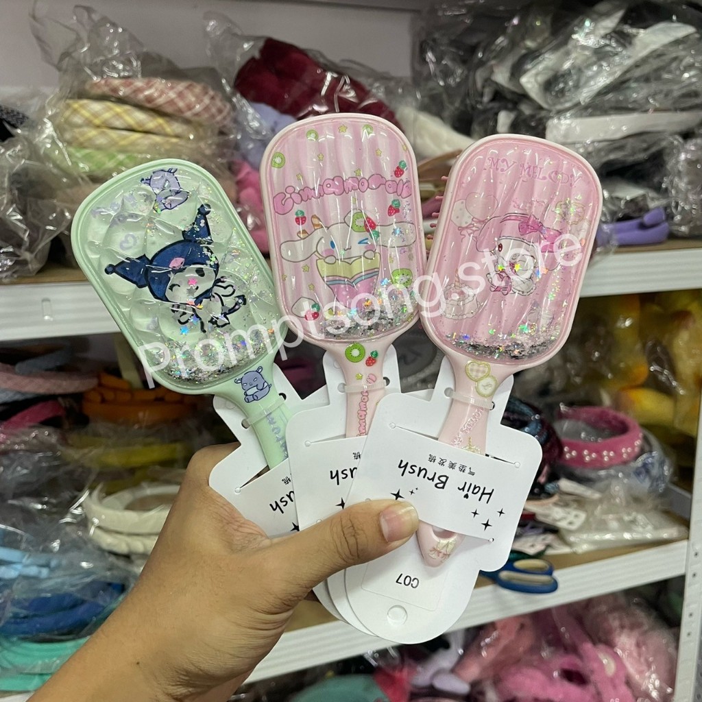 [PS-พร้อมส่งในไทย] แปรงหวีผมซานริโอ้ หวีเบาะลมลายการ์ตูนอนิเมะ พกพาได้ สามารถพกพาเดินทางได้สะดวก หวีดนวดผม วัสดุคุณภาพดี ราคา ถูกที่สุด ดีลบีเคเค แกลเลอรีภาพที่ 5