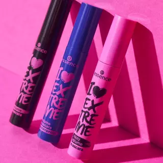 essence I love extreme volume waterproof mascara มาสคาร่าสีดำสนิทหัวแปรงใหญ่ไซส์พิเศษ
