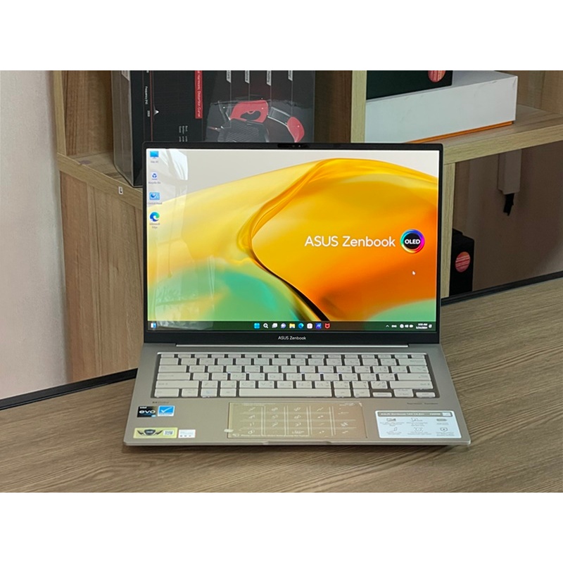 Asus Zenbook 14X OLED UX3404VA i5-13500H SSD512GB RAM16GB DDR 5 OLED 2K สินค้าตัวโชว์มีประกันศูนย์
