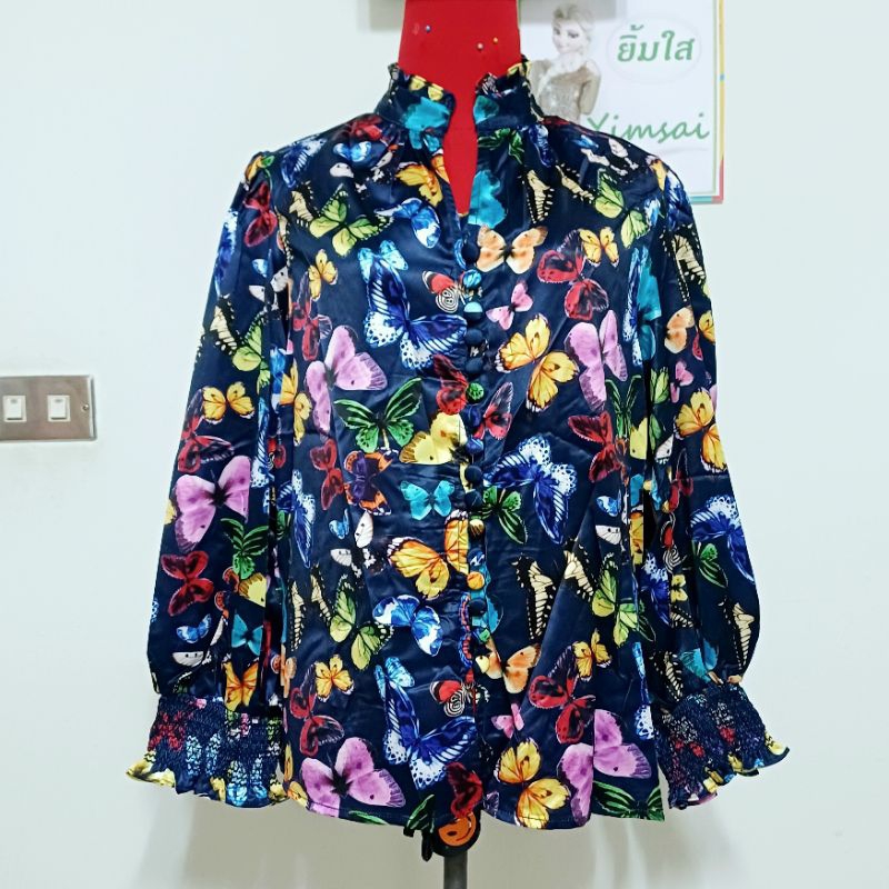 ป้าย Ploypoint (*อกเสื้อ 42,44 นิ้ว) เสื้อเชิ๊ตแขนยาว สม๊อกปลายแขน ลายผีเสื้อ ราคา ถูกที่สุด ดีลบีเคเค แกลเลอรีภาพที่ 2