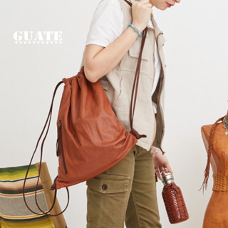 GUATE กระเป๋าเป้หนังแท้ รุ่น Mitty สำหรับสะพายหลัง เปิดปิดแบ…