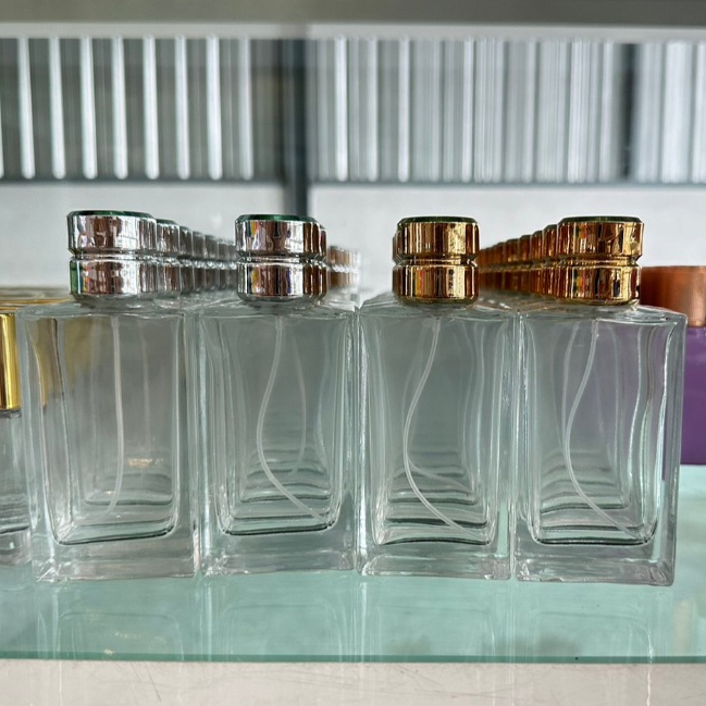 ขวดน้ำหอม ขวด จี - โอ้ Gi o 100 ml. ราคา ใบละ 30 บาท (มีฝา 3 สี) ทอง เงิน ดำ ขวดแก้ว หัวสเปรย์ - รูปที่ 3