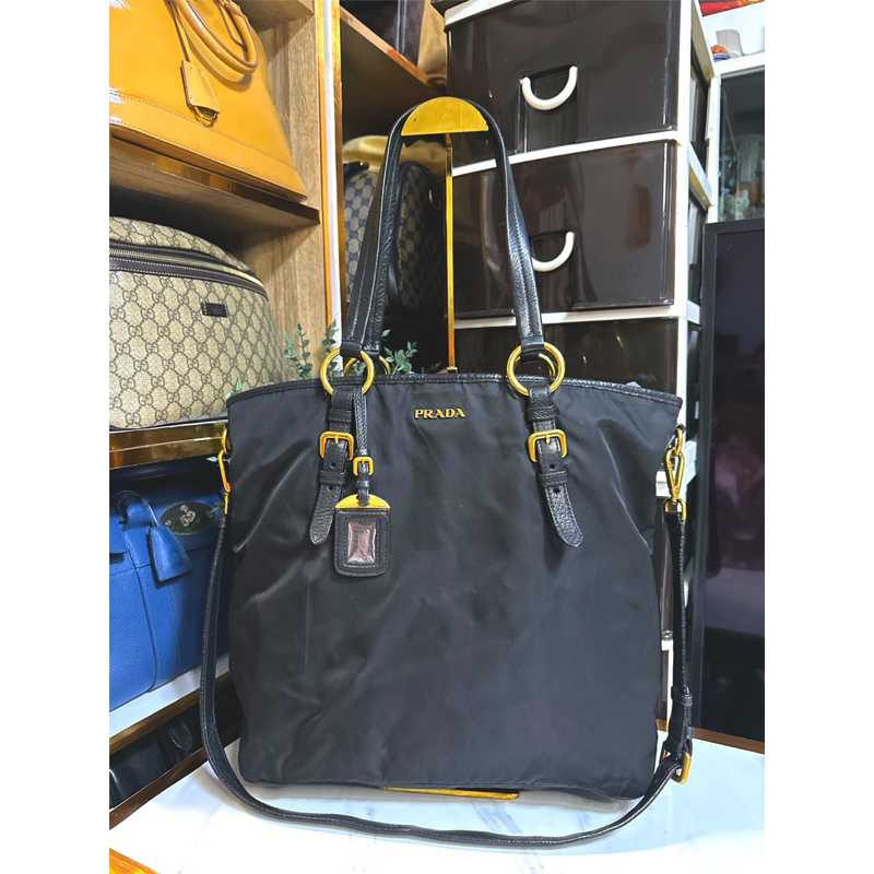 Authentic P r a d a Tessuto Saffian Nylon and Leather Shopping Tote Bag BR4253, Black Prada Black Nylon Tote แท้100%