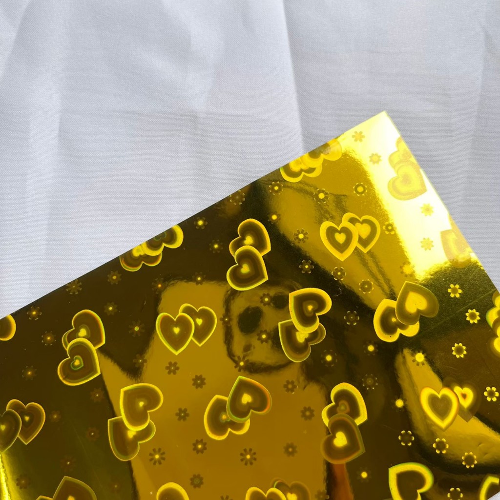 กระดาษฟอยล์เลเซอร์ (ซื้อ 10 แถม 1) กระดาษห่อของขวัญ พื้นสี ใช้งานคริสต์มาส กีฬาสี งานเลี้ยงต่าง ๆ - รูปที่ 2