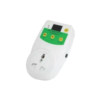 ⚡️ตัวป้องกันไฟกระชาก⚡️ SKD (CHOSC-95) Voltage Protector ช่องเสียบ USB Charger 2.1 A จำนวน 2 ช่อง