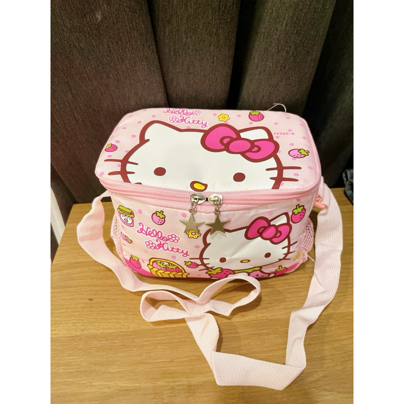 👜กระเป๋าถือใบเล็ก พกพาสะดวก มีแบบเก็บอุณหภูมิได้ (มือ1 มือ2) 20-60 บาท