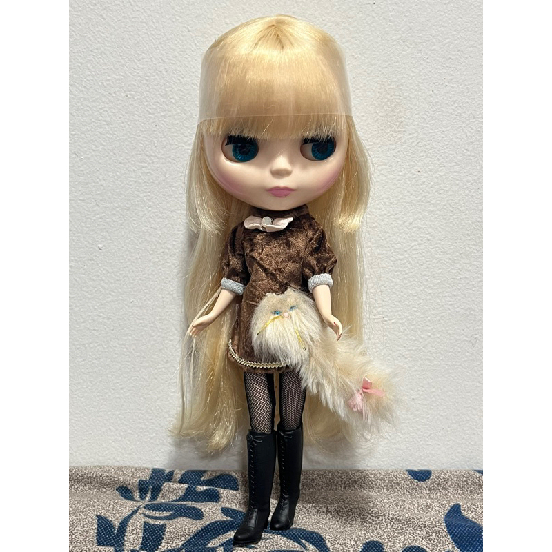 ลดราคาsandy doll closet) velvet cat tail dress ชุดบลายธ์ blythe outfit