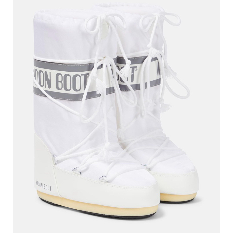 พร้อมส่ง Moon Boot ของใหม่ สีขาว ข้อยาว