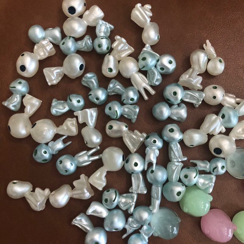 *พร้อมส่งจากไทย เลือกกองในตัวเลือก — เรซิ่นเรืองแสง Kodama 3D model by Princess Mononoke : Ghibli