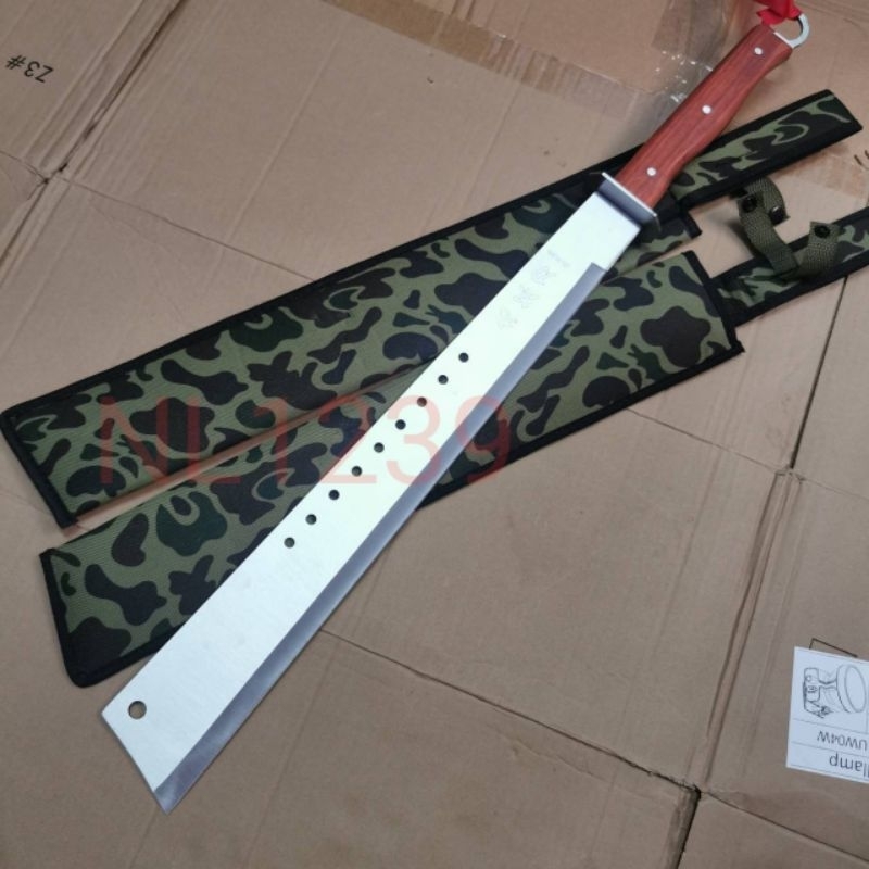 มีดยาวA33หัวตัด ขนาด69cm ใบเลสด้ามไม้พร้อมชองลายพราง สินค้าพร้อมส่ง