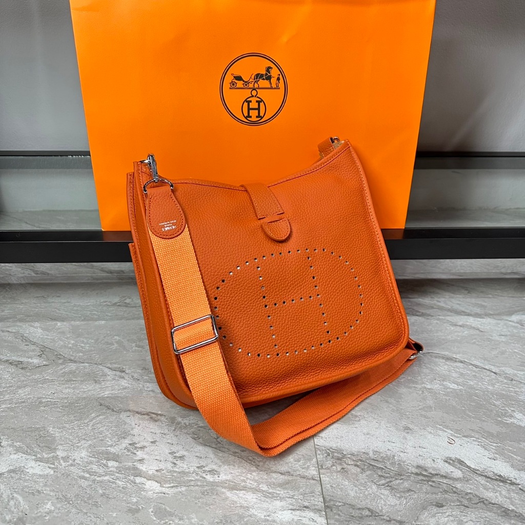 กระเป๋าสะพายข้างผู้ชาย รุ่นยอดฮิ Hermes  งานออริเทียบแท้/