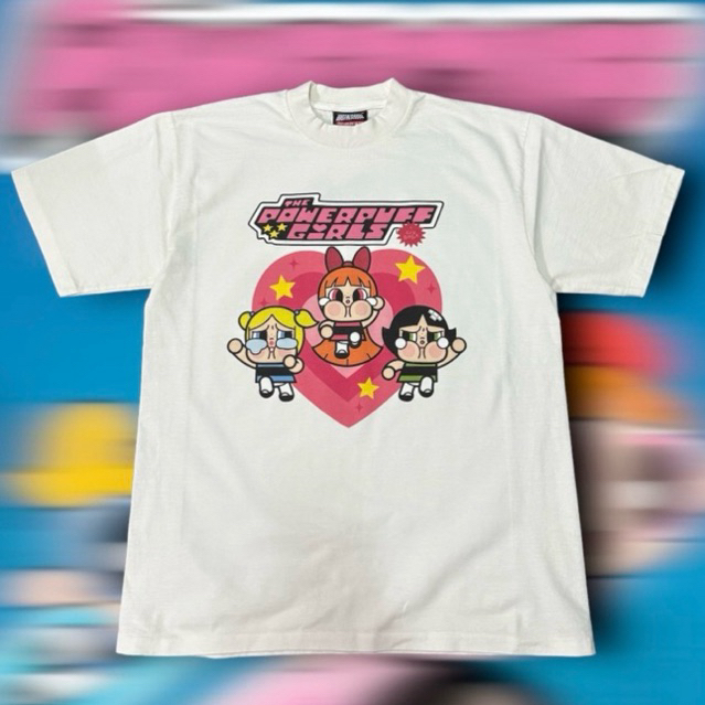 เสื้อยืดคอฟิต รุ่น Powerpuff Girls V3. สีเฟดขาว/สีขาว