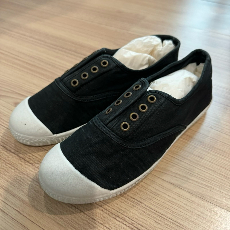 รองเท้าผ้าใบมือสอง แบรนด์ ollie ไซส์ 37 ขนาด 23.5 cm