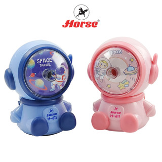 Horse (ตราม้า)  เครื่องเหลาดินสด ลายการ์ตูน มนุษย์อวกาศ สีหวาน H-611 ตราม้า จำนวน 1 เครื่อง/ คละสี