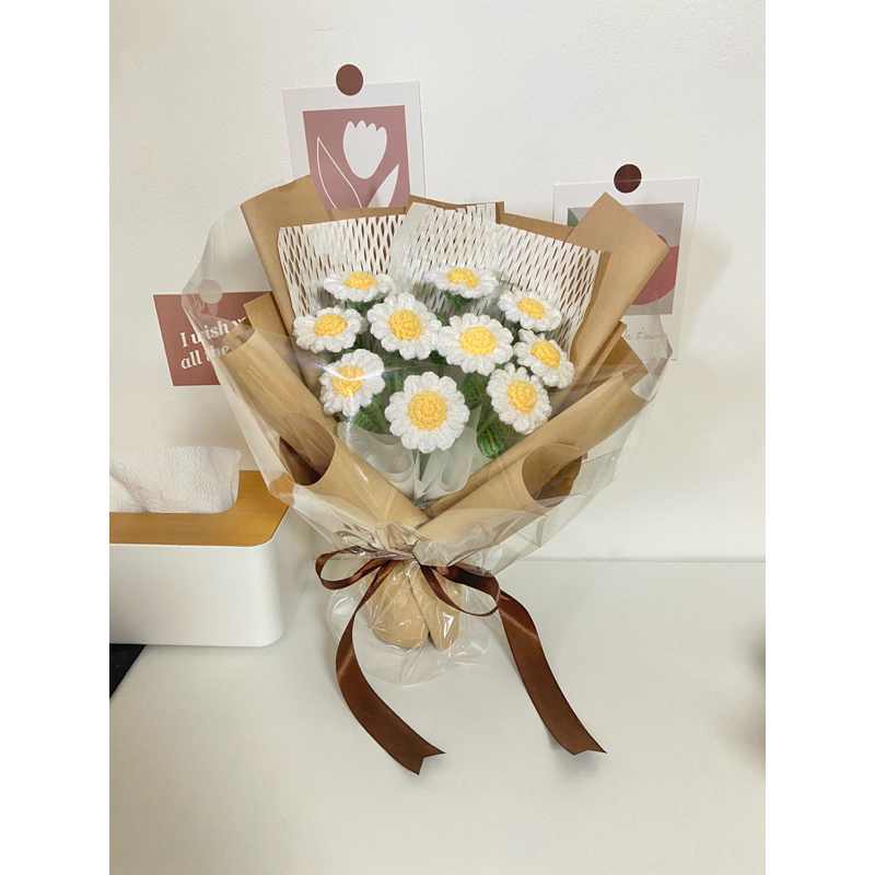 ช่อดอกเดซี่โครเชต์ ถักไหมพรม crochet flower ตกแต่ง ของขวัญ รับปริญญา ปัจฉิม ให้แฟน Daisy