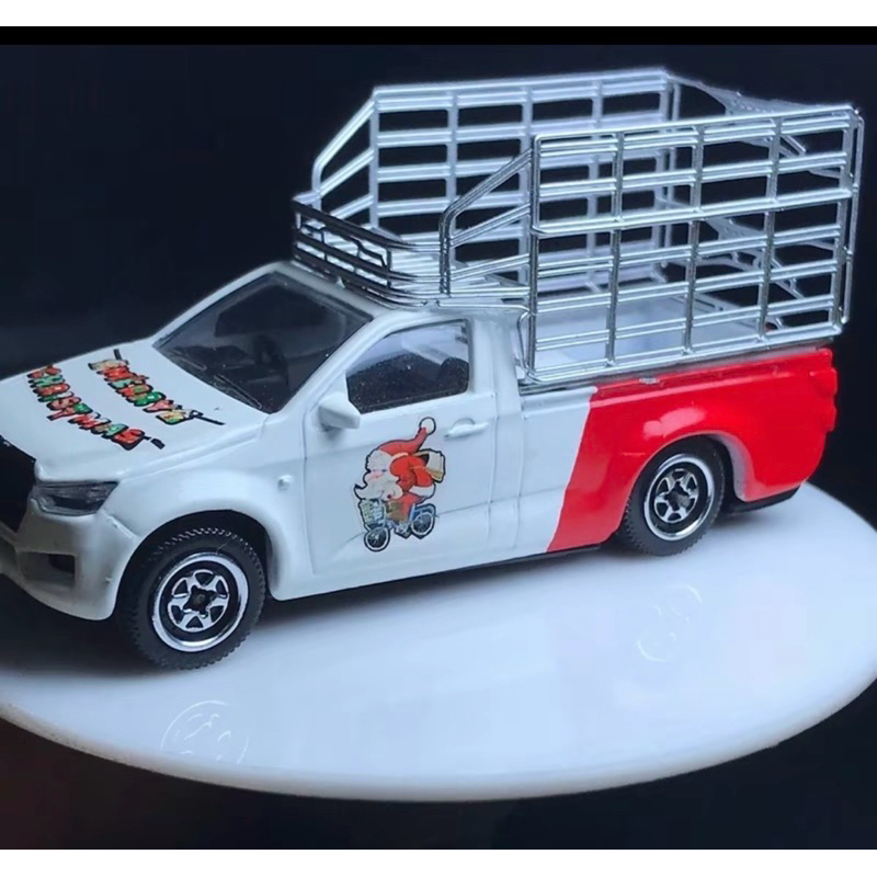 คอกสูงทำสี งานเรซิ่น!! สำหรับใส่รถกระบะโมเดลDmax1:64 (เฉพาะคอกไม่รวมรถ)(คอกจะมีลักษณะบางตามสเกล1:64สมจริง)