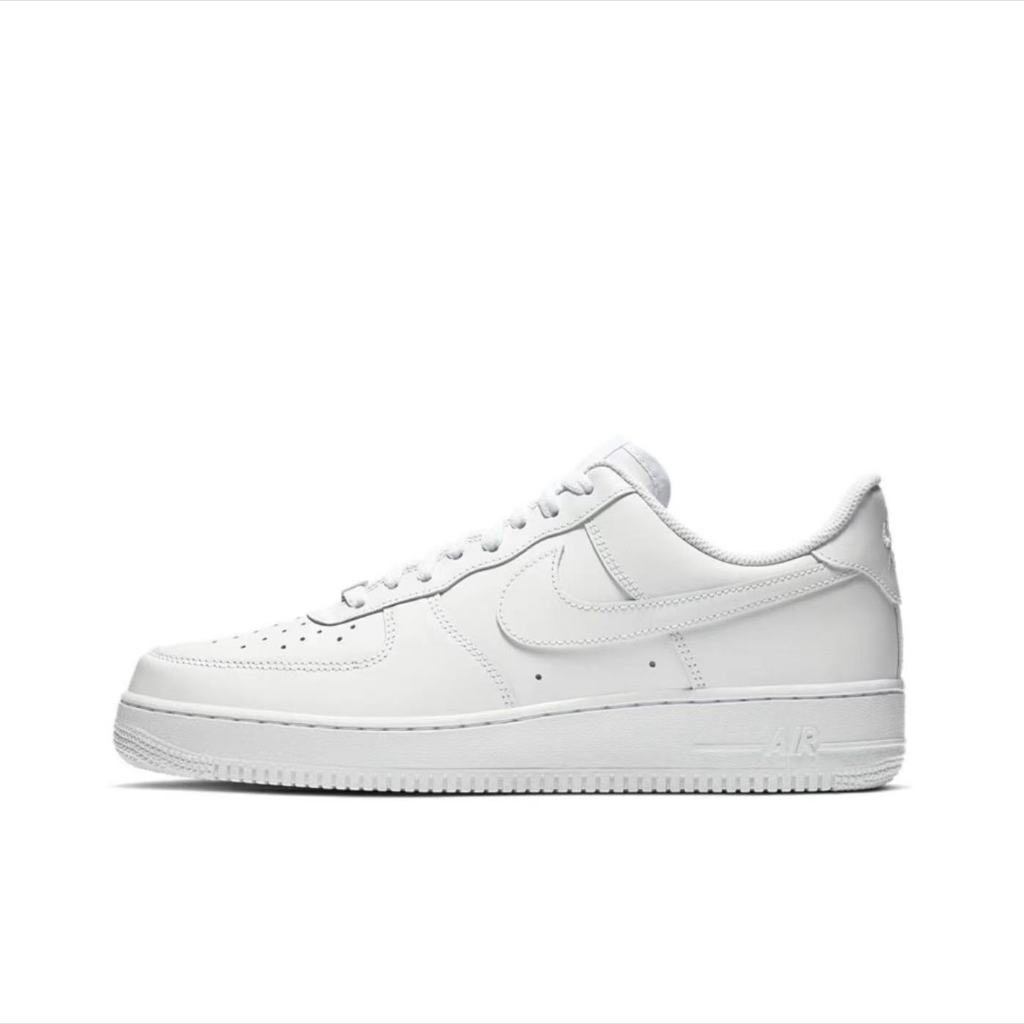 Nike Air Force 1 07 สไตล์วินเทจคลาสสิก ไนกี้จอแดน แท้100% รองเท้ากีฬา รองเท้าผ้าใบลำลอง สีขาวล้วน CW