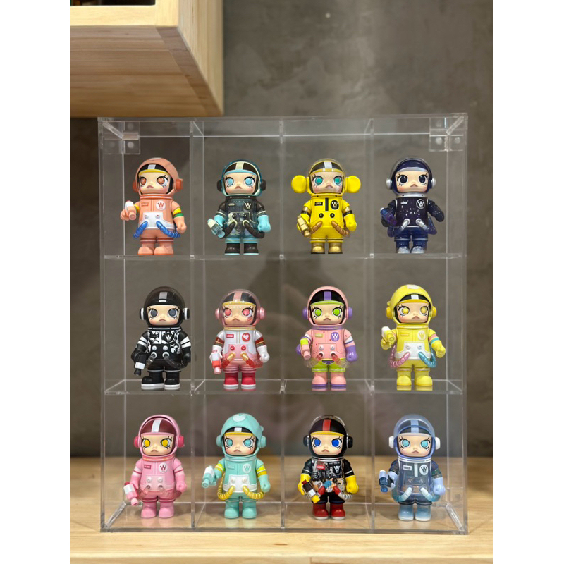 พร้อมส่ง - กล่องอะคริลิค เปิดปิดแผ่นเเม่เหล็ก 12 ช่อง , 20 ช่อง สำหรับ โมเดล size 100% หรือหุ่นตัวเล็กๆ งานไทยทำเนียบ ใส