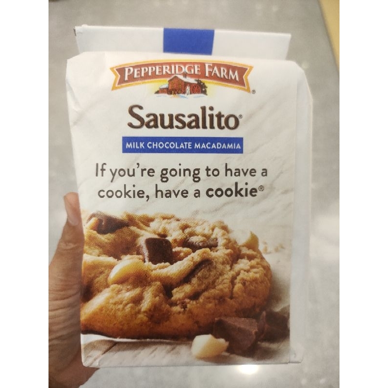 Pepperidge Farm Sausalito Crispy Cokies คุกกี้ผสมชิ้นช็อคโกแลตนมและถั่วแมคคาดาเมีย 204g.