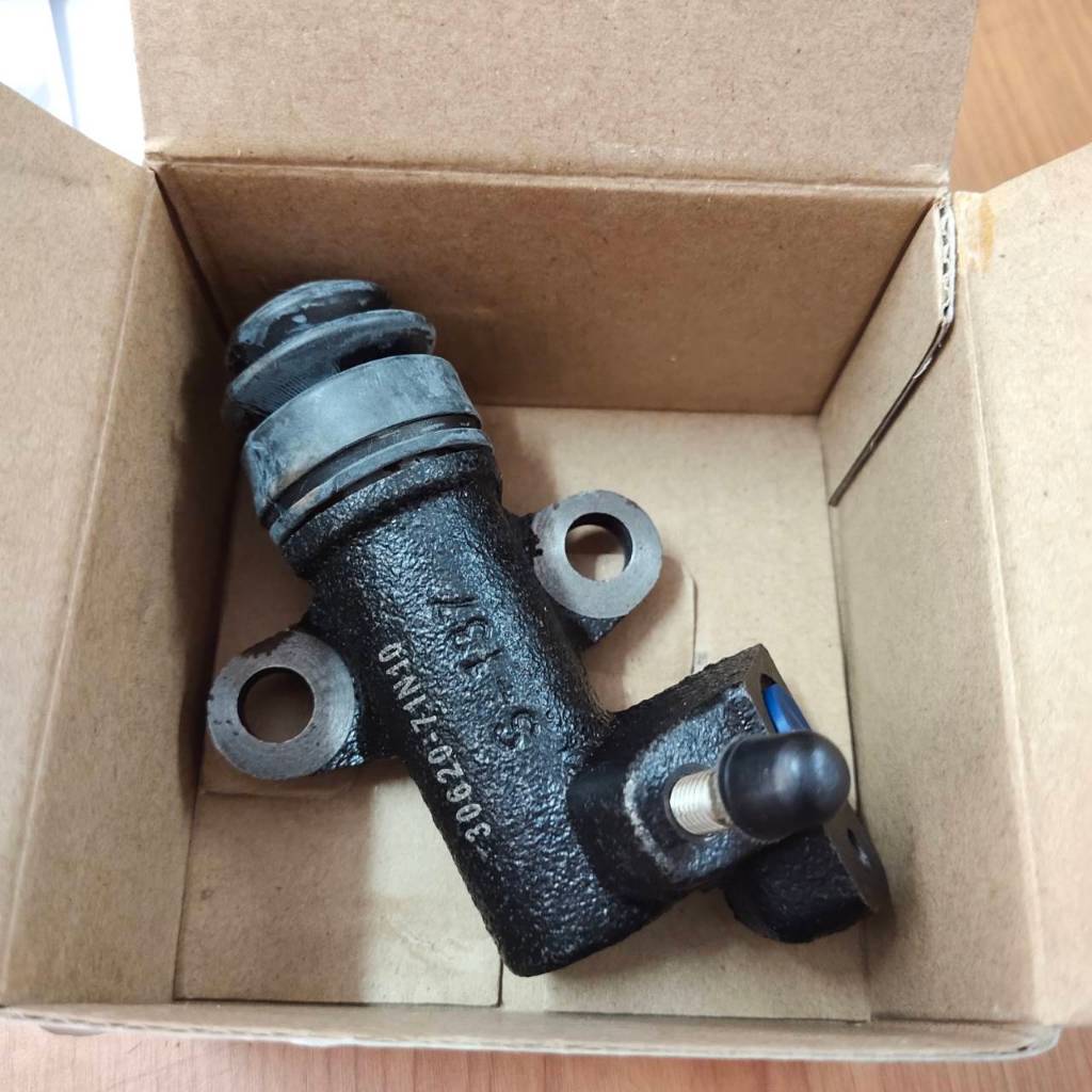 แม่ปั๊มคลัทซ์ล่าง Nissan NV B13 11/16 ยีห้อ JBS 30620-71N10 ราคา ถูกที่สุด ดีลบีเคเค แกลเลอรีภาพที่ 2