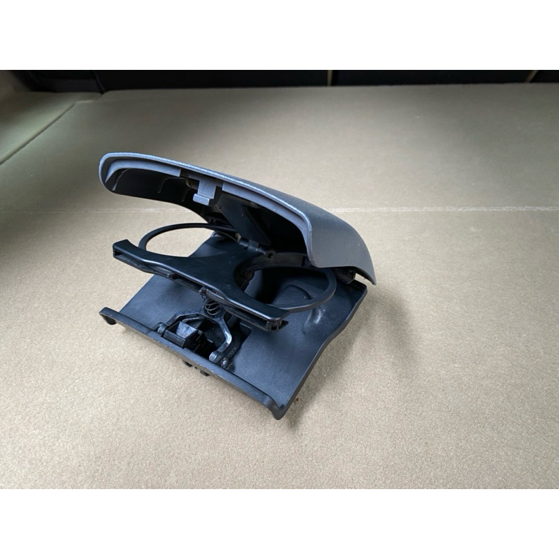 คอลโซลกลาง วางเเก้ว กดเด้ง ซีวิค3-4ประตู civic3d-4d