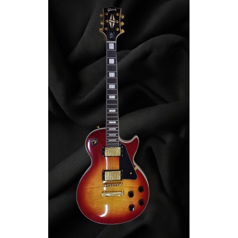 กีต้าร์ไฟฟ้าgibson lespaul custom sunburst