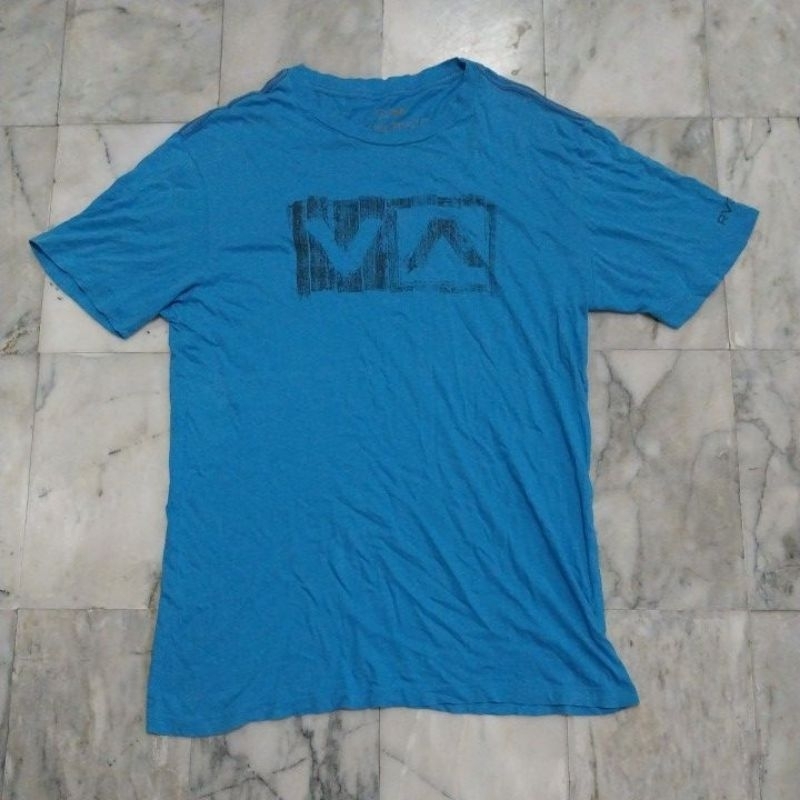 เสื้อยืดแขนสั้น แนวสเก็ตบอร์ด RVCA แท้ มือสอง สภาพดี ของพร้อมส่งครับ