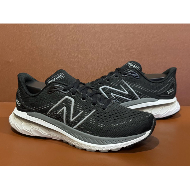 New Balance 860 V13 [38/24.5] มือสอง ของแท้