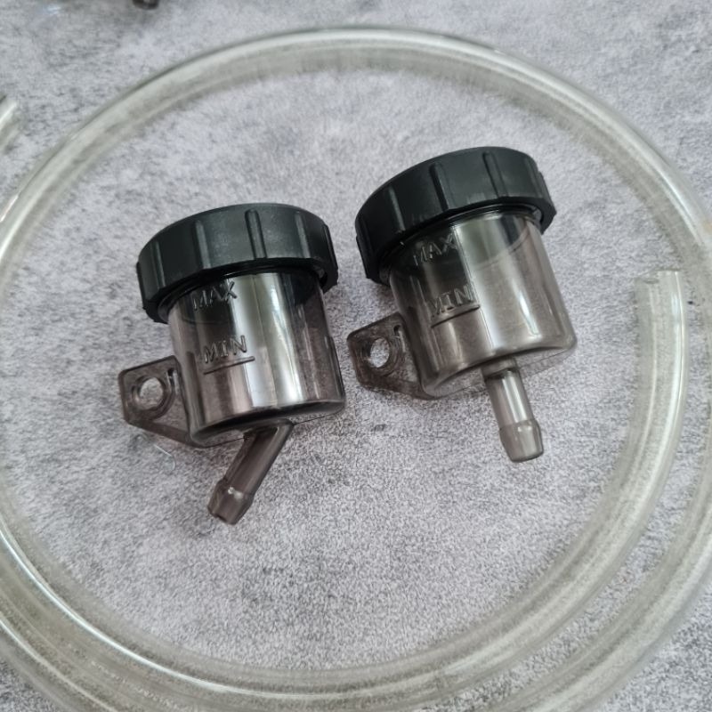 กระปุกน้ำมันเบรค BB สีชาอคิลิค มียางกันซึม ขาตรง ขาเอียง + สาย GP 2"ใช้เฉพาะน้ำมันเบรคธรรมดาเท่านั้น