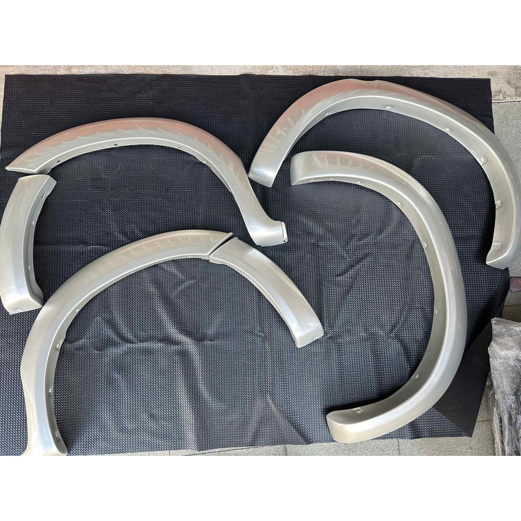 คิ้วล้อ VIGO 2005 2009 2010 ฟรีสไตล์ 4+2 ชิ้น บรอนซ์ 1CO