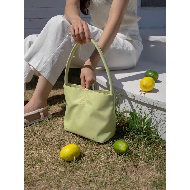 พร้อมส่ง Mucu & Ebony Nearest Bag